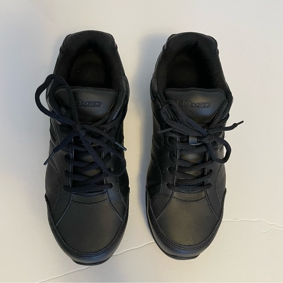 SR Max Slip Resistant SS Grip Black Shoes Size 7.5 Uniform - Picture 1 of 8